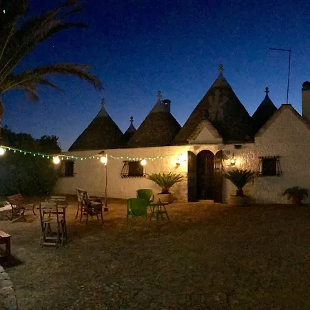Trulli Castelpagano Cisternino
